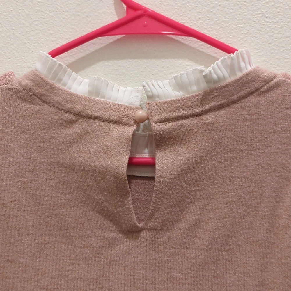 Pink Sweater - Picture 3 of 7
